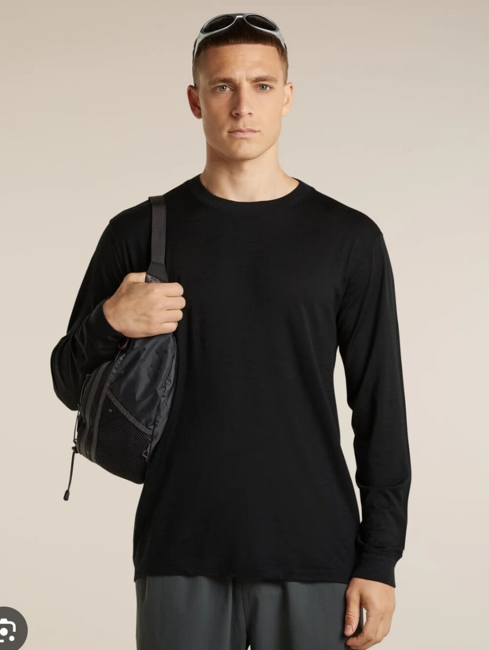Icebreaker Black Men's Long Sleeve Merino Crew Size Medium 100% wool